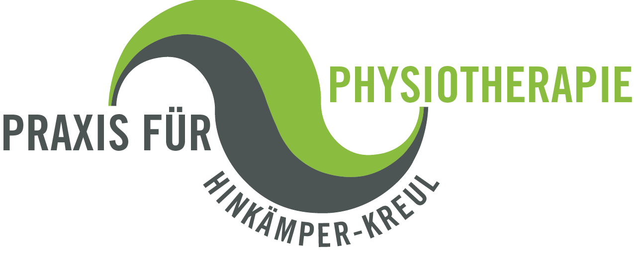 Physiotherapeut behandelt Patientin in der Praxis Hinkämper-Kreul in Ahlen.